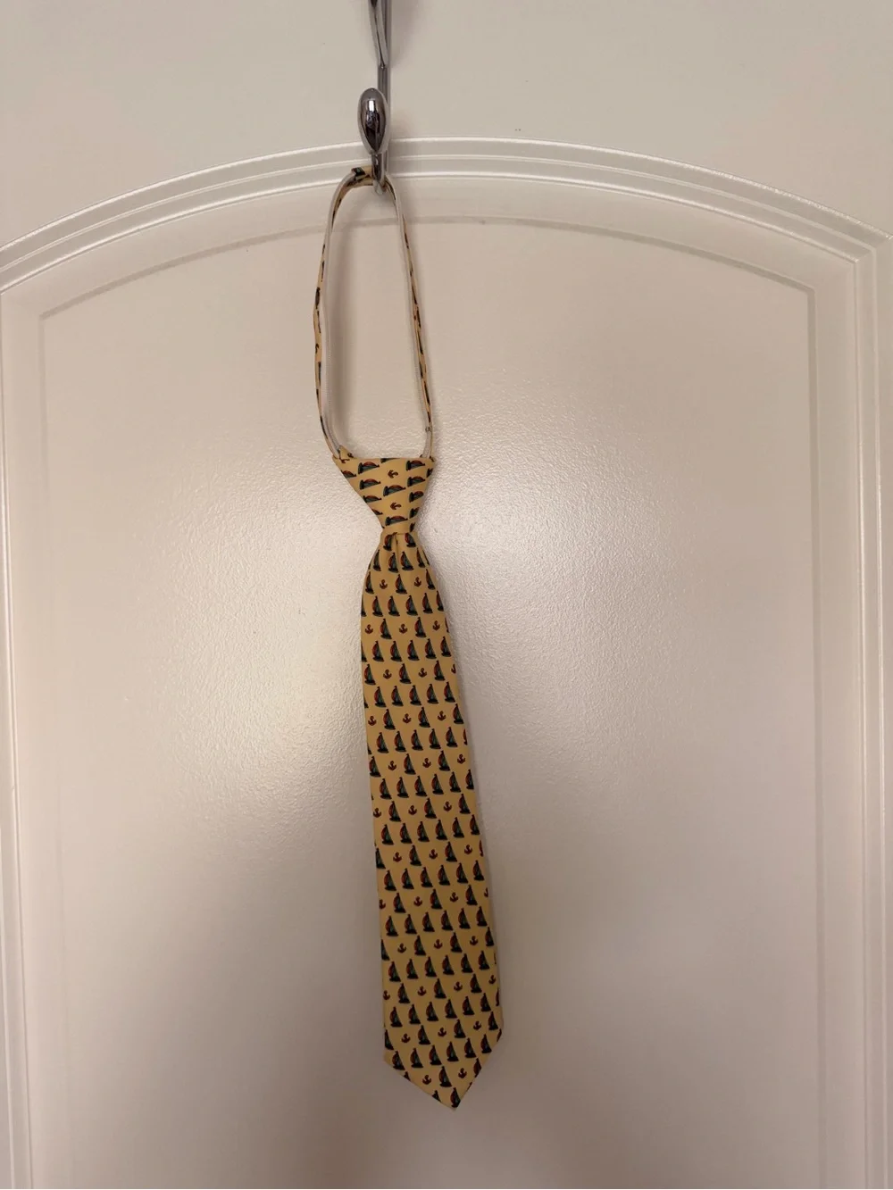 Yellow Novelty Sailboat Pre-Tied Neck Tie